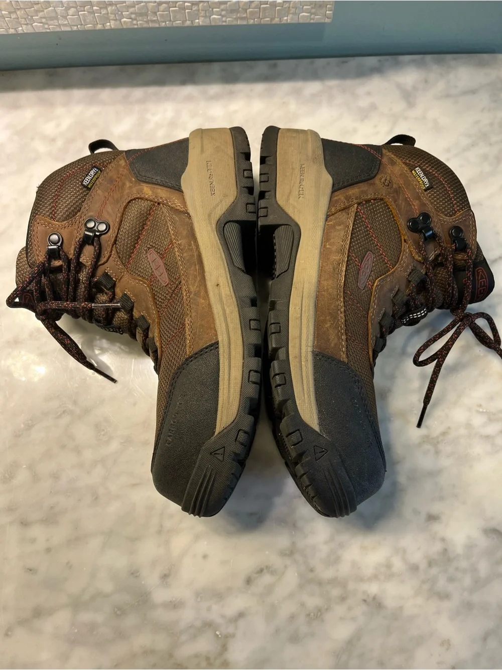 Keen Brown and Black Men's Waterproof Hiking/work boots composite toe